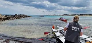A colpi di remi per 25 km lungo la costa di Torre Guaceto