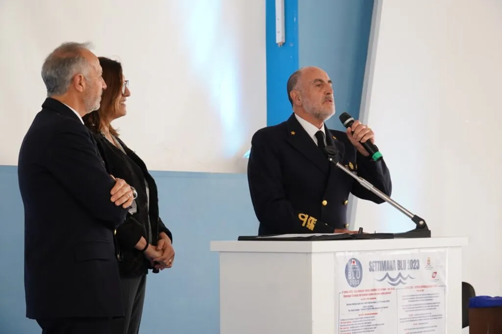 Nel blu dipinto di blu