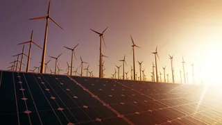 Giù i consumi per risparmiare gas. A beneficiarne anche l'ambiente. Contro la povertà energetica arrivano le proposte dei Comuni.