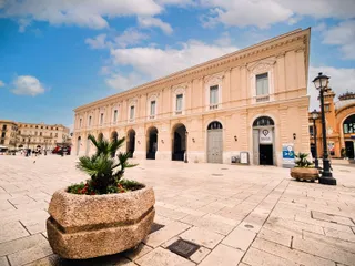 Arte, al Mercato del pesce le opere le scelgono i cittadini