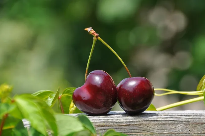 Ciliegie, il rosso (proibito) dell’estate